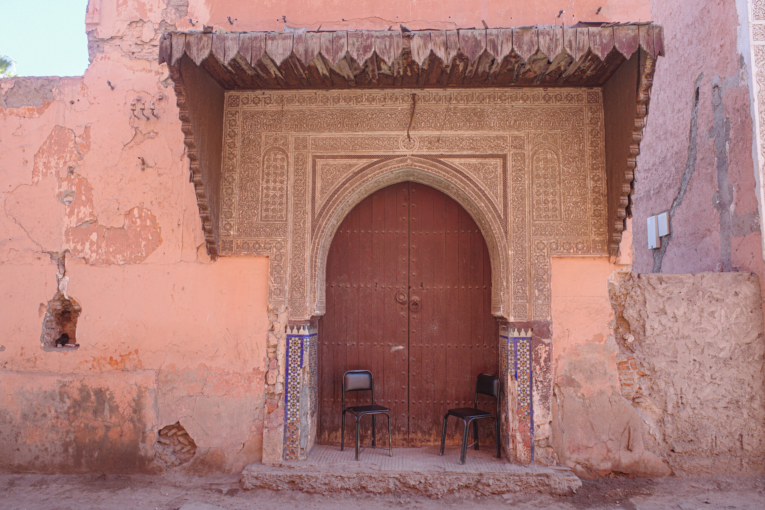 production-services-and-filming-in-marocco-arched-doorway-entrance