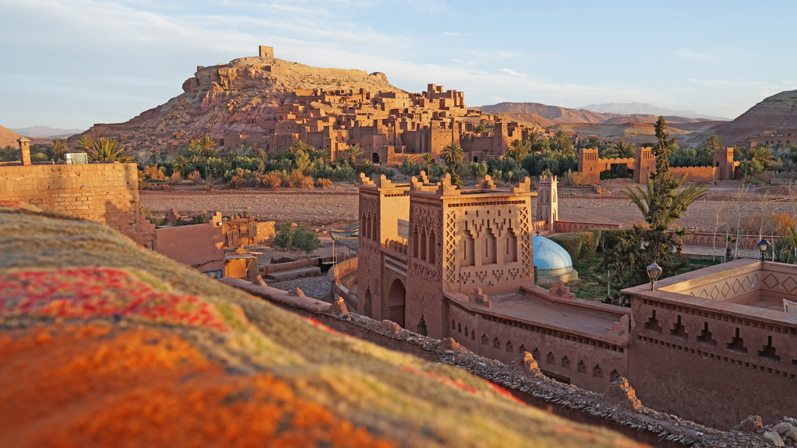 production-services-and-filming-in-marocco-earthen-buildings-traditional-pre-saharan-habitat