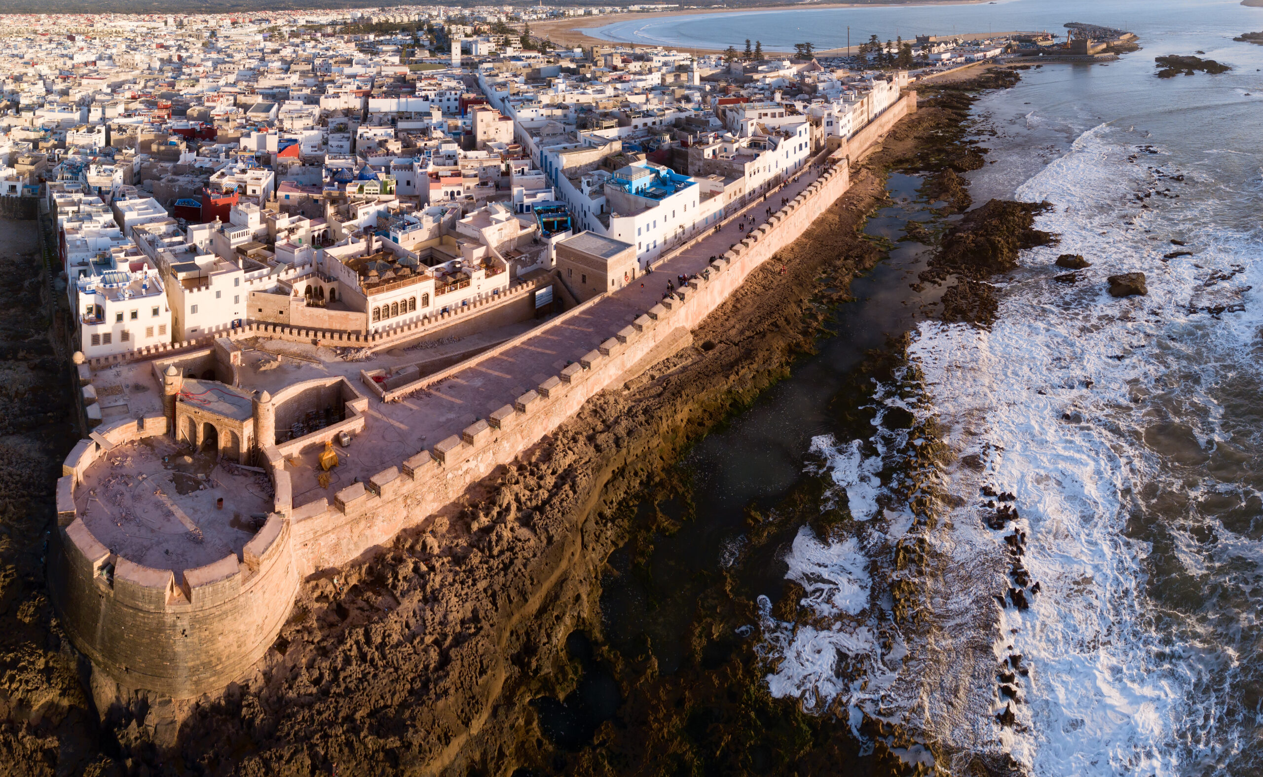 production-services-and-filming-in-marocco-fortified-city-at-the-sea